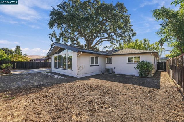 3961 Mulberry Drive, Concord, CA 94519