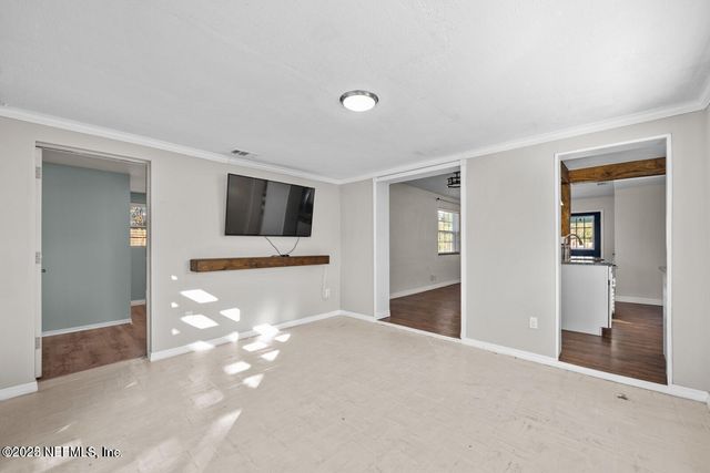 1818 10TH Street N, Jacksonville Beach, FL 32250