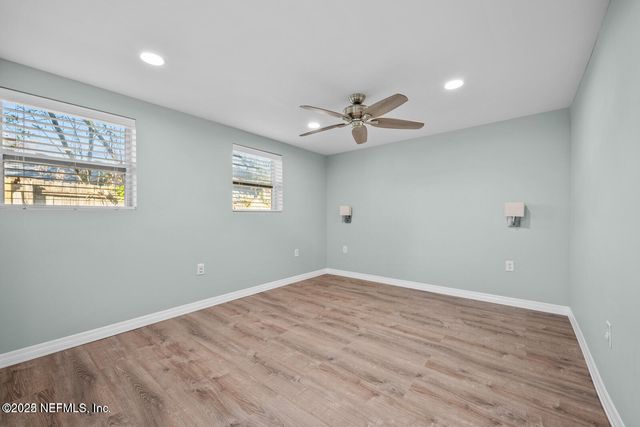 1818 10TH Street N, Jacksonville Beach, FL 32250