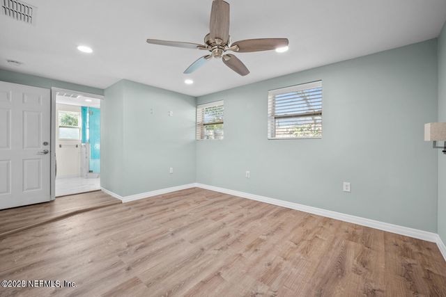 1818 10TH Street N, Jacksonville Beach, FL 32250