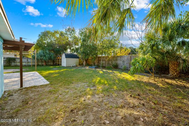 1818 10TH Street N, Jacksonville Beach, FL 32250