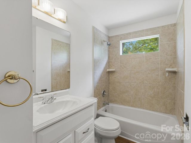 3130 Rea Road, Charlotte, NC 28226