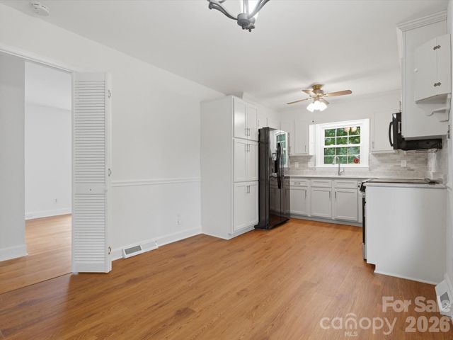 3130 Rea Road, Charlotte, NC 28226