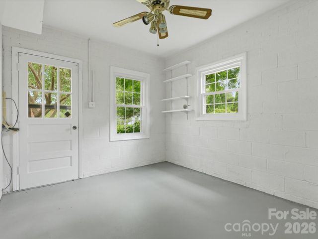 3130 Rea Road, Charlotte, NC 28226