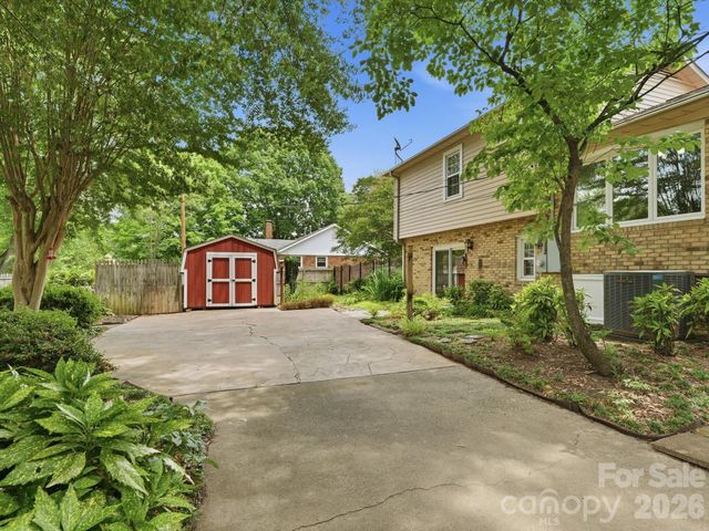 3130 Rea Road, Charlotte, NC 28226