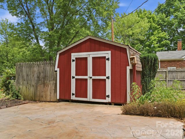 3130 Rea Road, Charlotte, NC 28226