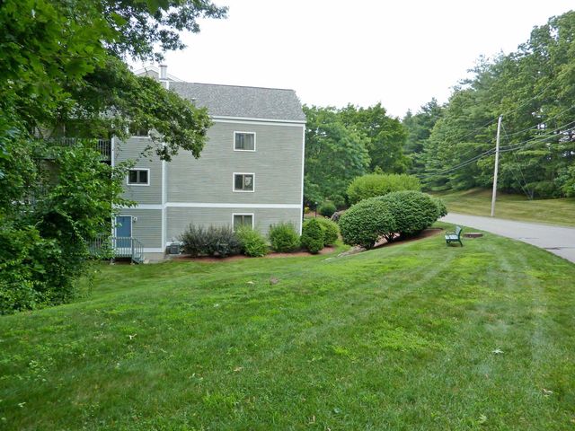 47 Dogwood Dr Apt 107, Nashua, NH 03062