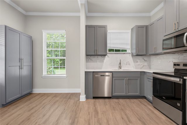 401 S 4th Street, Bonham, TX 75418