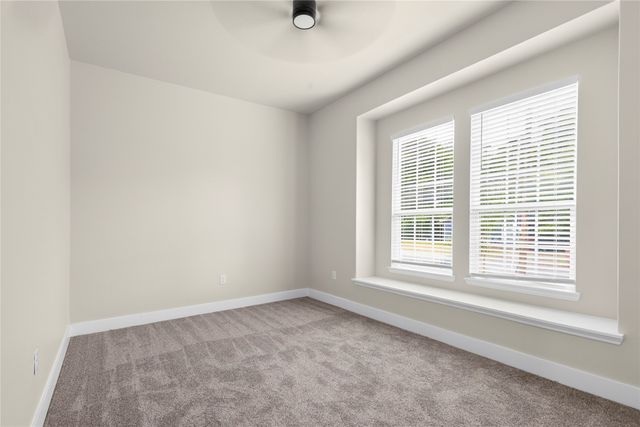 401 S 4th Street, Bonham, TX 75418