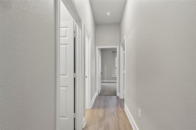 401 S 4th Street, Bonham, TX 75418
