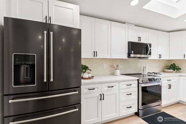 2500 370th Street #183, Federal Way, WA 98023