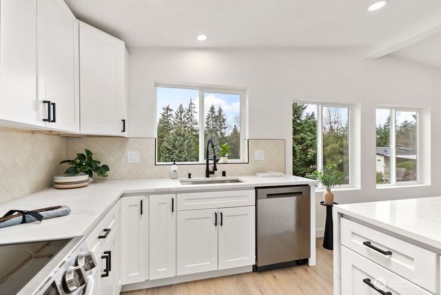 2500 370th Street #183, Federal Way, WA 98023