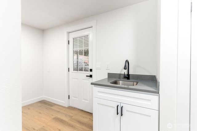 2500 370th Street #183, Federal Way, WA 98023