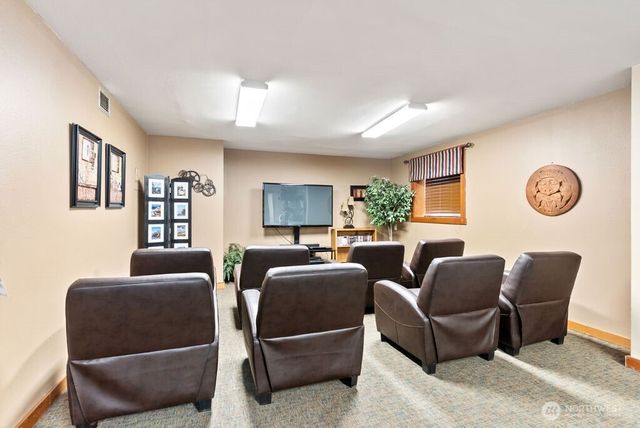 2500 370th Street #183, Federal Way, WA 98023
