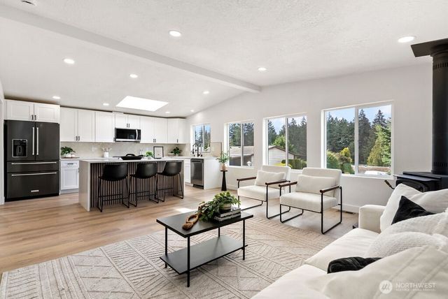 2500 370th Street #183, Federal Way, WA 98023