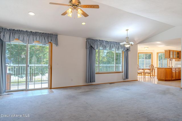 6612 W Salishan WAY, Spirit Lake, ID 83869