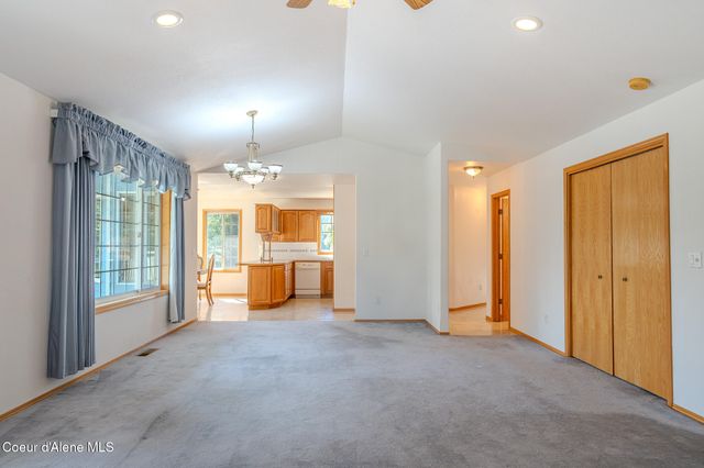 6612 W Salishan WAY, Spirit Lake, ID 83869