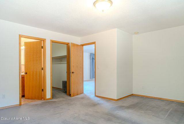 6612 W Salishan WAY, Spirit Lake, ID 83869