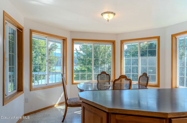 6612 W Salishan WAY, Spirit Lake, ID 83869