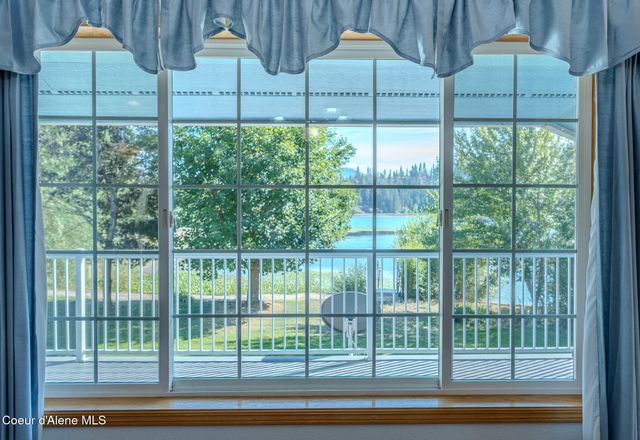 6612 W Salishan WAY, Spirit Lake, ID 83869