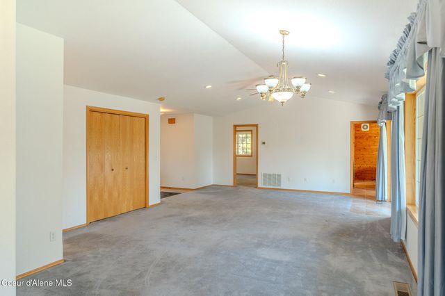 6612 W Salishan WAY, Spirit Lake, ID 83869