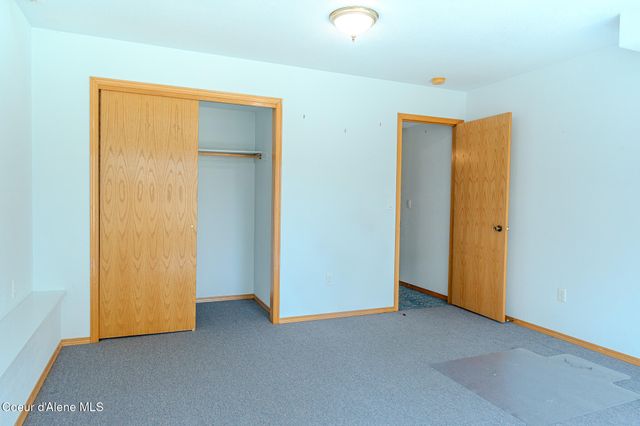 6612 W Salishan WAY, Spirit Lake, ID 83869