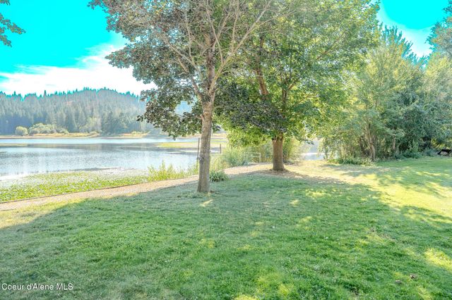 6612 W Salishan WAY, Spirit Lake, ID 83869