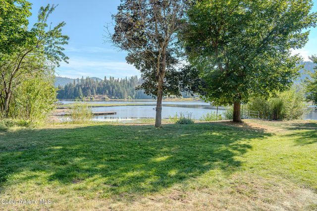 6612 W Salishan WAY, Spirit Lake, ID 83869