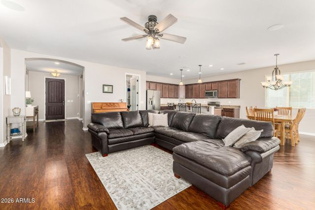 154 W HACKBERRY Avenue, Queen Creek, AZ 85140