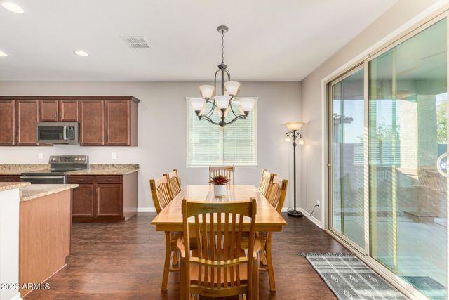 154 W HACKBERRY Avenue, Queen Creek, AZ 85140