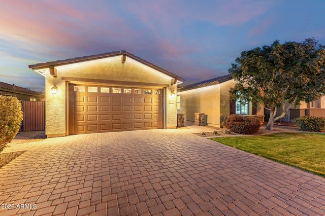 154 W HACKBERRY Avenue, Queen Creek, AZ 85140