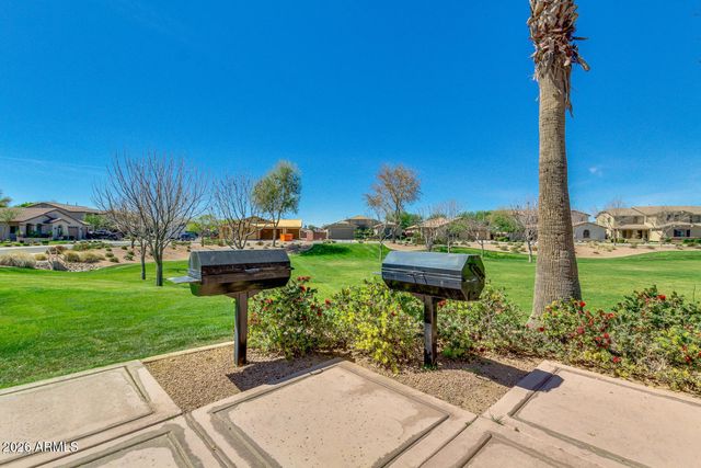 154 W HACKBERRY Avenue, Queen Creek, AZ 85140