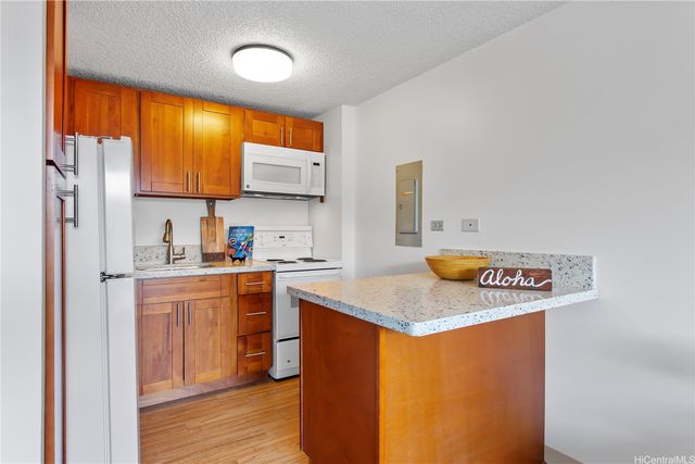 255 Huali Street 303, Honolulu, HI 96813