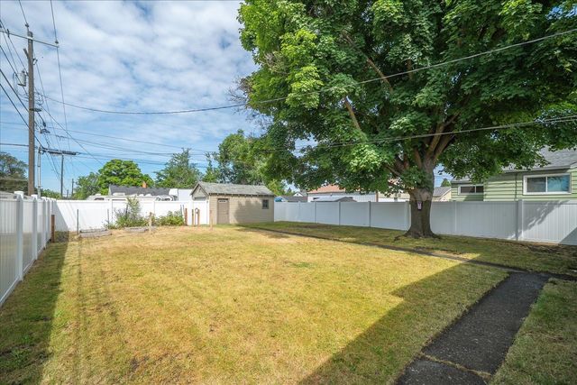 4903 N Cannon St, Spokane, WA 99205