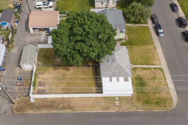 4903 N Cannon St, Spokane, WA 99205