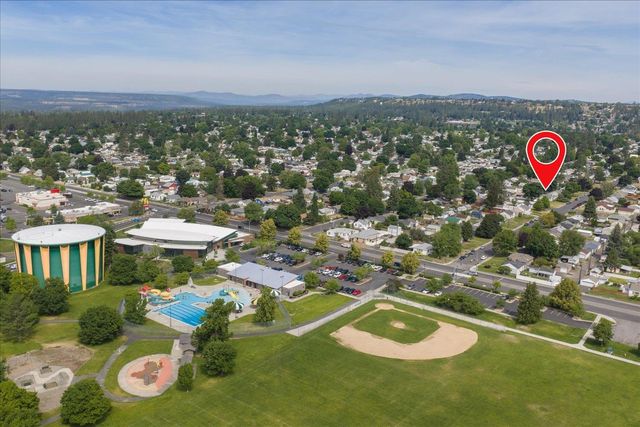 4903 N Cannon St, Spokane, WA 99205