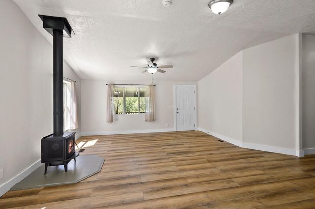 1159 Borrego Dr, Mokelumne Hill, CA 95245