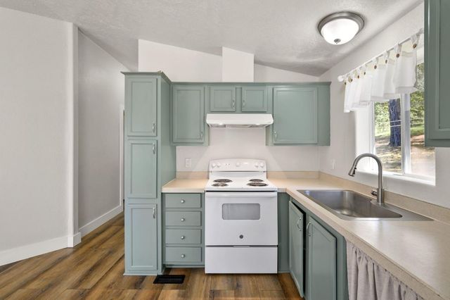 1159 Borrego Dr, Mokelumne Hill, CA 95245
