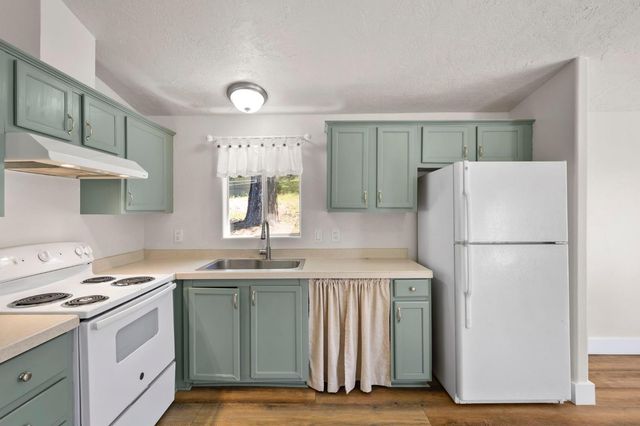 1159 Borrego Dr, Mokelumne Hill, CA 95245