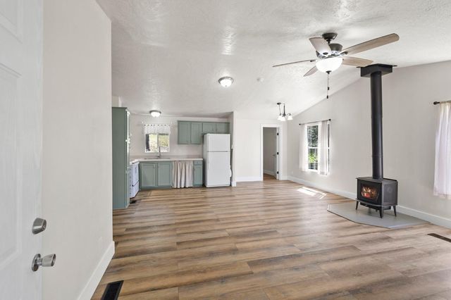 1159 Borrego Dr, Mokelumne Hill, CA 95245
