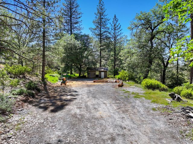 1159 Borrego Dr, Mokelumne Hill, CA 95245