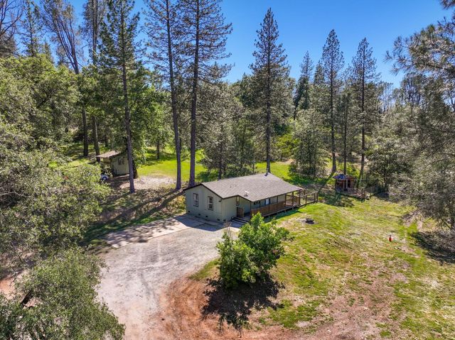 1159 Borrego Dr, Mokelumne Hill, CA 95245