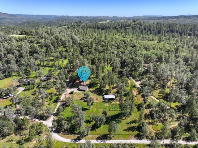 1159 Borrego Dr, Mokelumne Hill, CA 95245