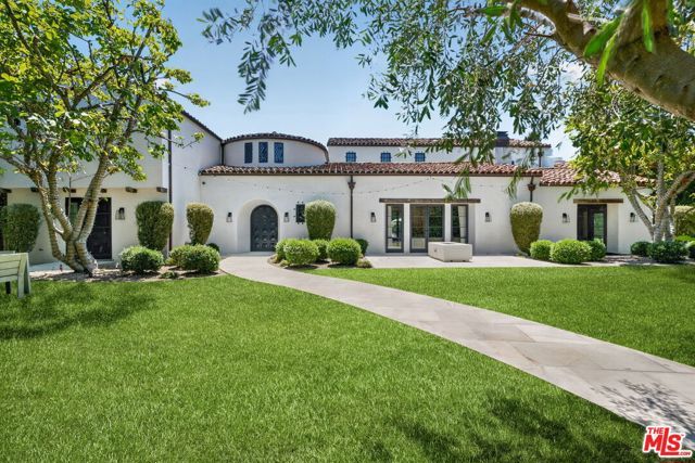 729 N Bedford Drive, Beverly Hills, CA 90210