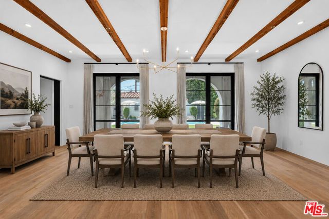 729 N Bedford Drive, Beverly Hills, CA 90210