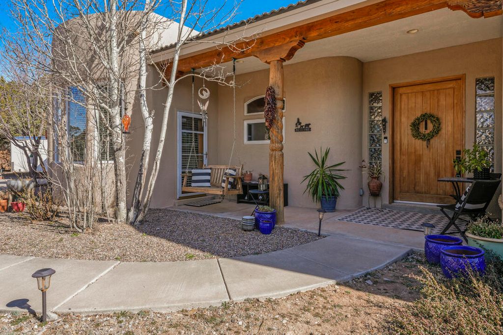 Image 4 of property listing at 155 Via Sedillo, Tijeras, NM 87059