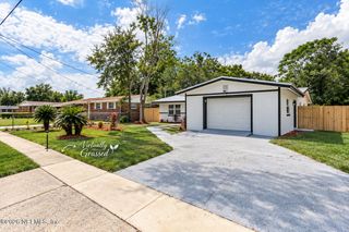 5746 TEMPEST Street, Jacksonville, FL 32244