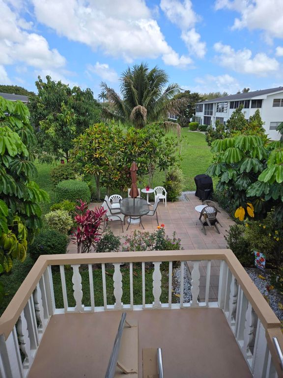 174 Windsor H, West Palm Beach, FL 33417