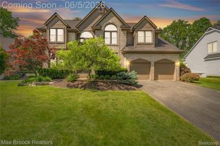 6294 Lindsay Court, West Bloomfield Charter Township, MI 48324