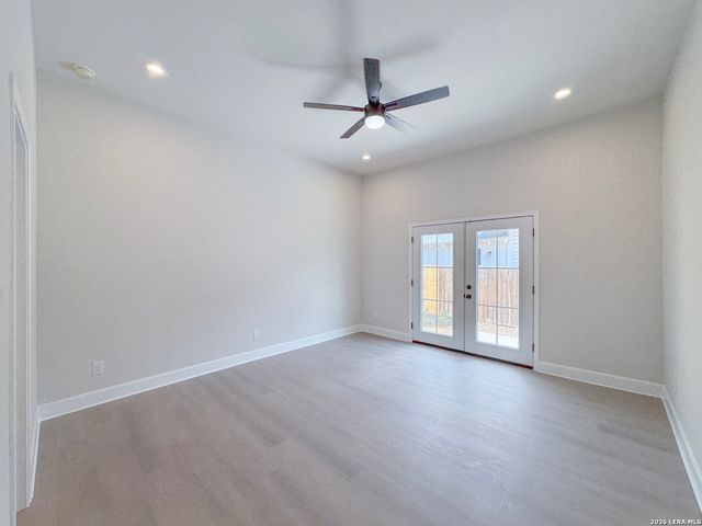 615 Virginia Blvd, San Antonio, TX 78203